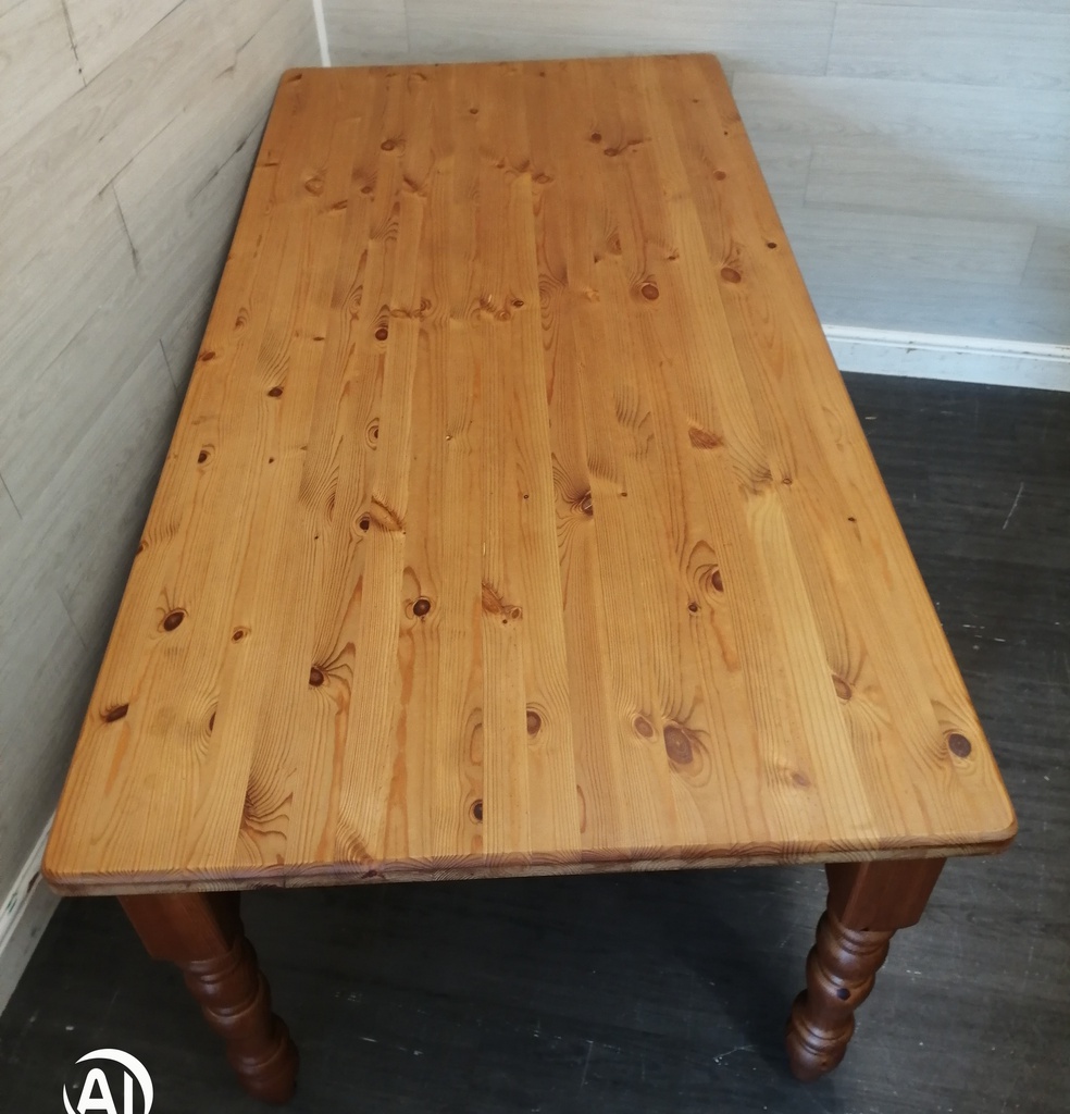 6FT SOILD PINE DINING TABLE