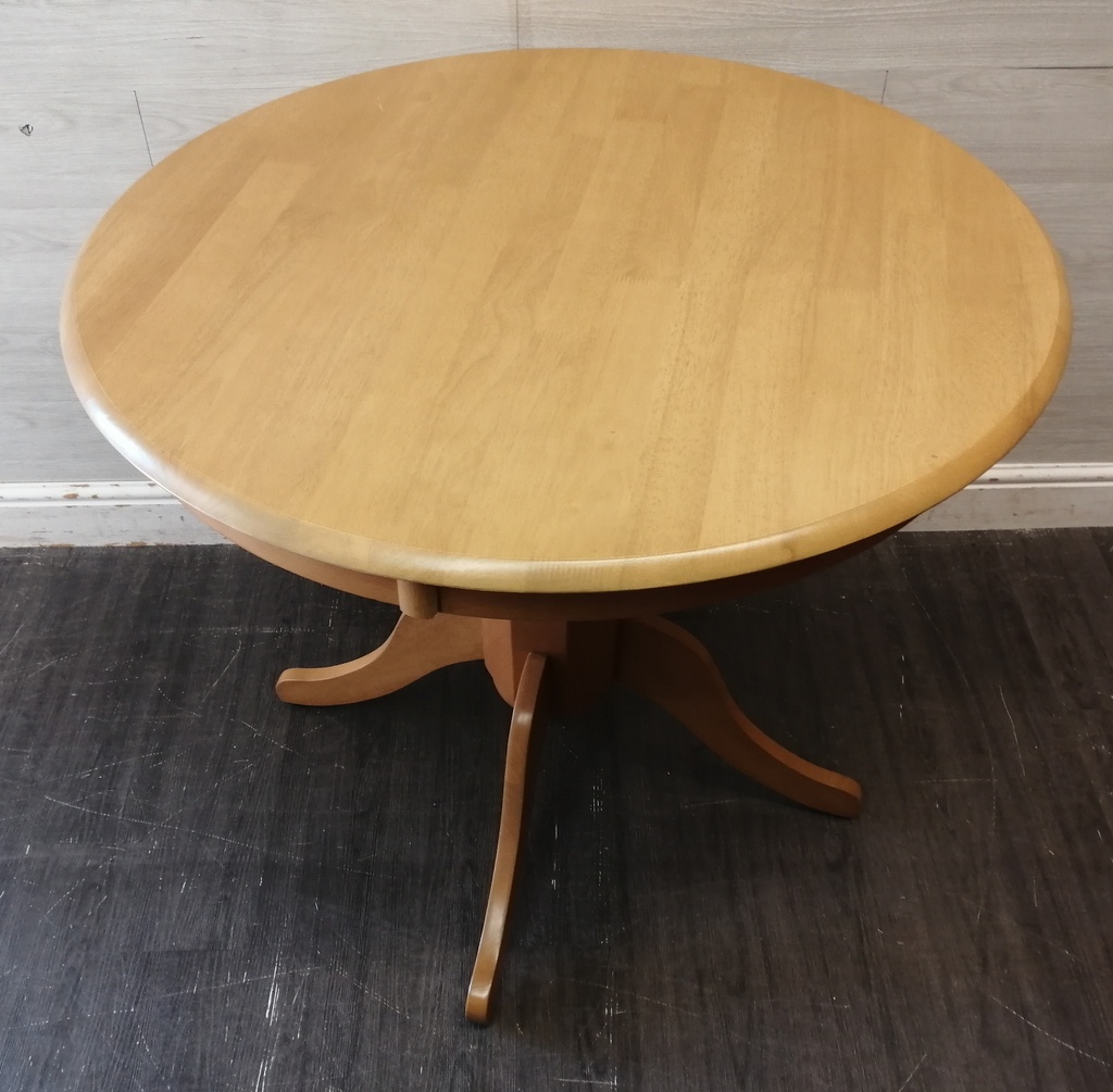 ROUND RUBBER WOOD DINING TABLE