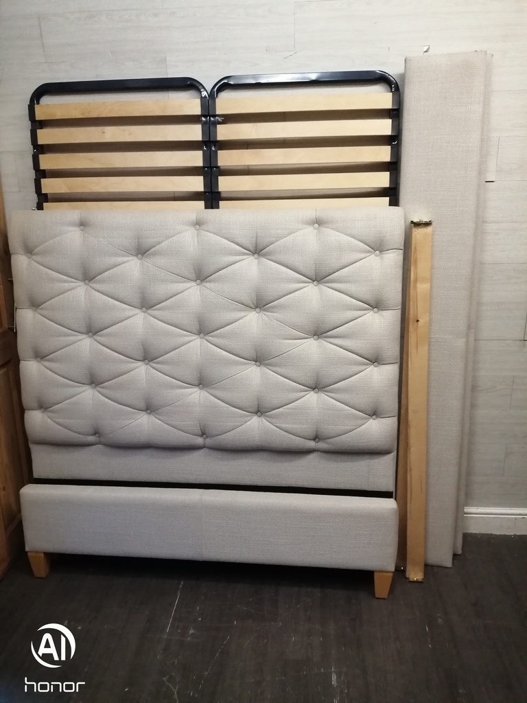 LOVELY 4ft 6" BEIGE TONED BUTTON BACK BED FRAME