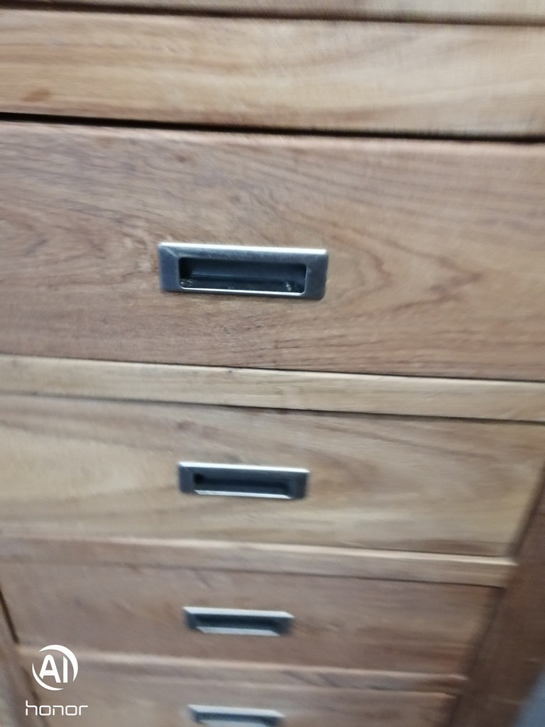 LOVELY RUSTIC WOOD SIDEBOARD / CHEST