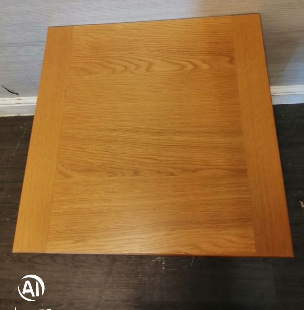 OAK SIDE TABLE