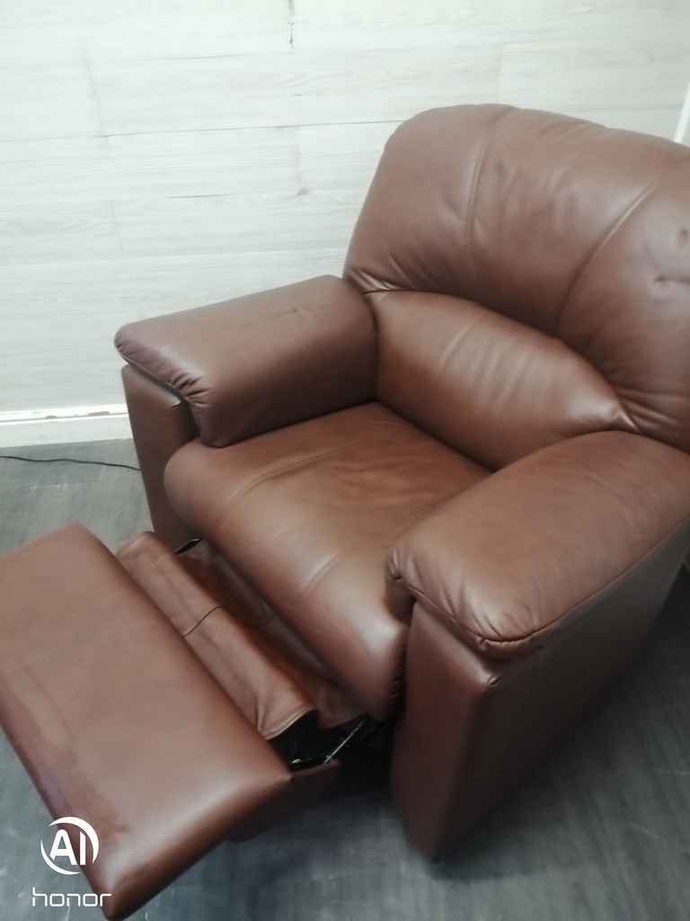 BARGAIN Brown Leather G PLAN Electric Recliner Armchair