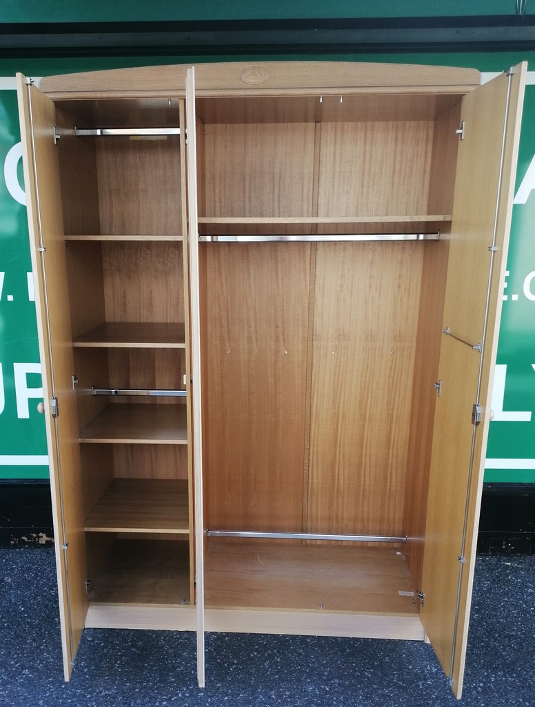 LOVELY  TRIPLE LIME WASH STAG WARDROBE