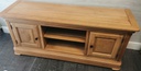 QUALITY OAK TV BENCH