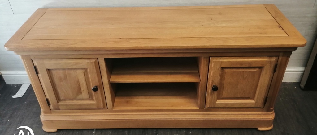 QUALITY OAK TV BENCH