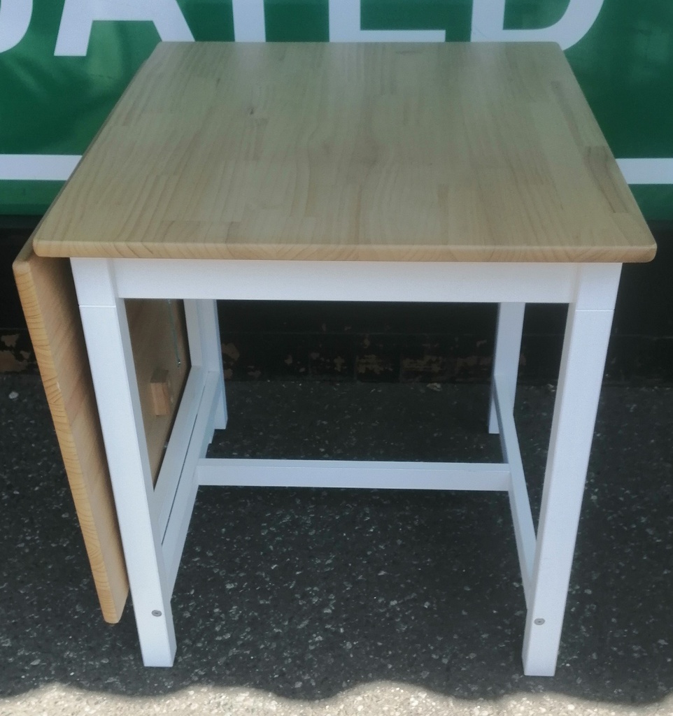 SHAKER STYLE DROP LEAF TABLE