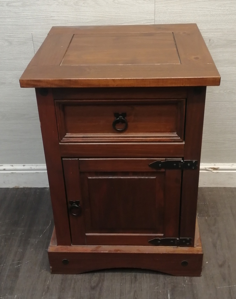 Single large mexican pine bedside