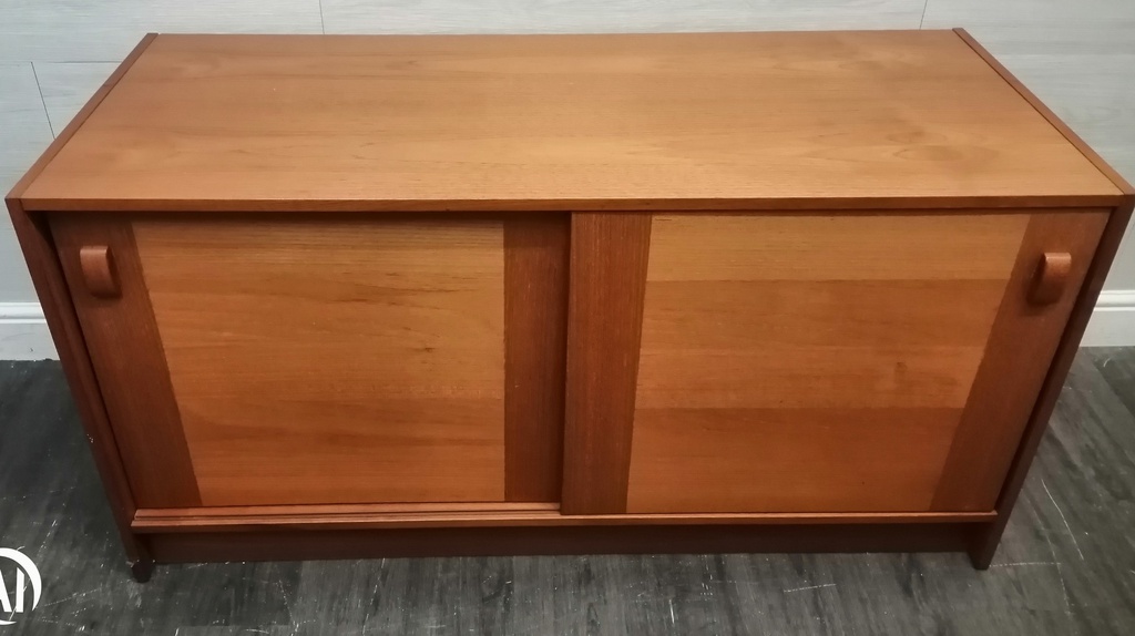 Parker Knoll Retro Teak Sliding Door Tv Unit/Cupboard