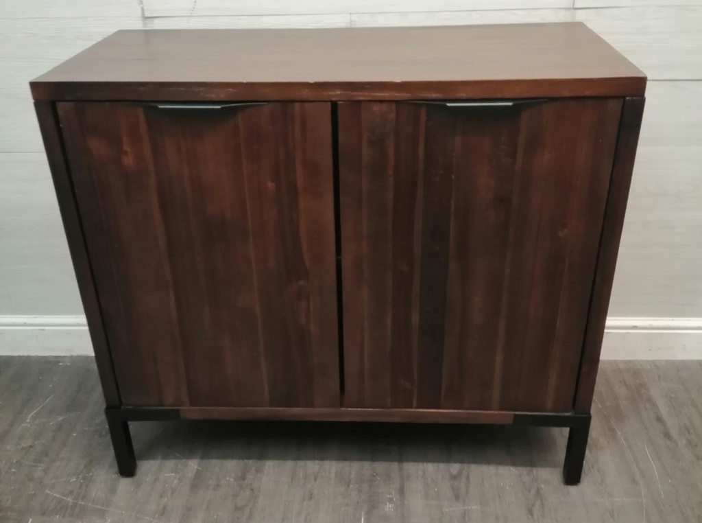 SIDEBOARD FROM OAK FURNITURE LAND DETROIT RANGE