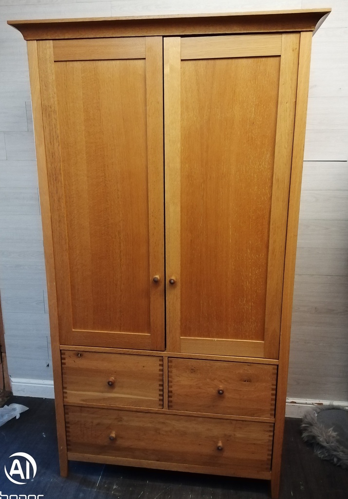 Oak style double wardrobe with drawers