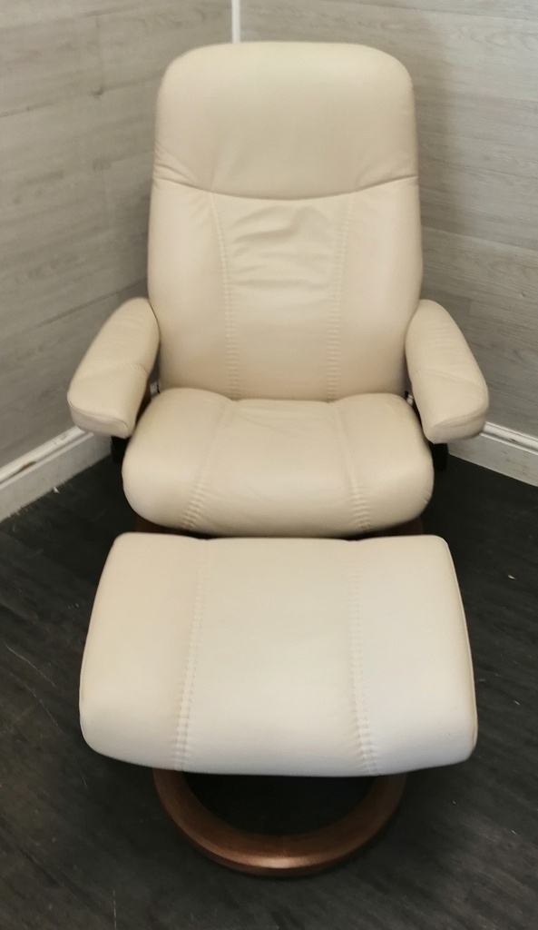 STRESSLESS Leather Recliner Chair with Footstool