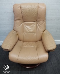 [HF17452] STRESSLESS DARK CREAM LEATHER RECLINER ARMCHAIR