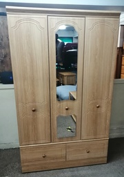 [HF18286] ALSTONS Cream  Triple Wardrobe with Mirror