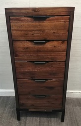 [HF18320] TALL CHEST OF DRAWERS FROM OAK FURNITURE LAND DETROIT RANGE