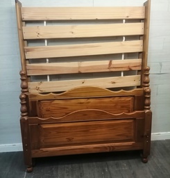 [HF18816] Solid pine 4ft6" bed frame