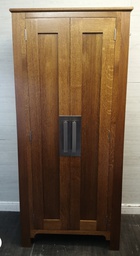 [HF19106] TOP QUALITY SOLID OAK KITCHEN LARDER UNIT / LINEN CUPBOARD