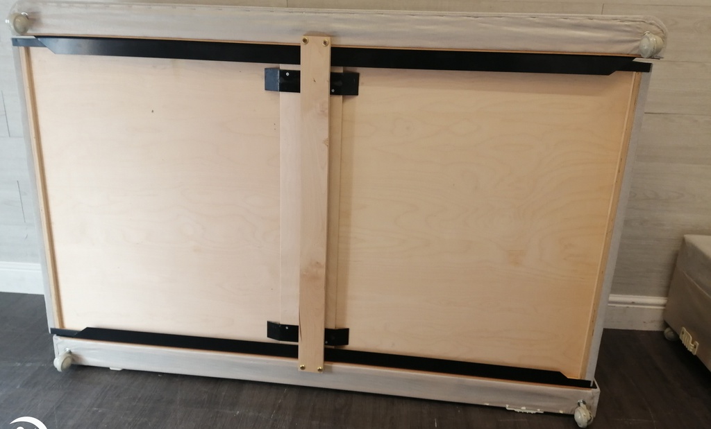 Quality 5ft  divan base
