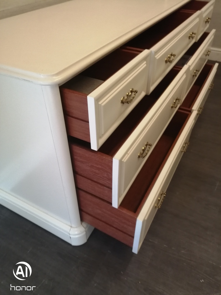OFF WHITE SEVEN DRAWER MERCHANT STYLE CHEST