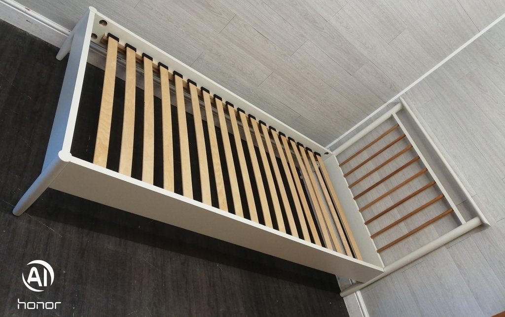 3FT SINGLE white BED FRAME