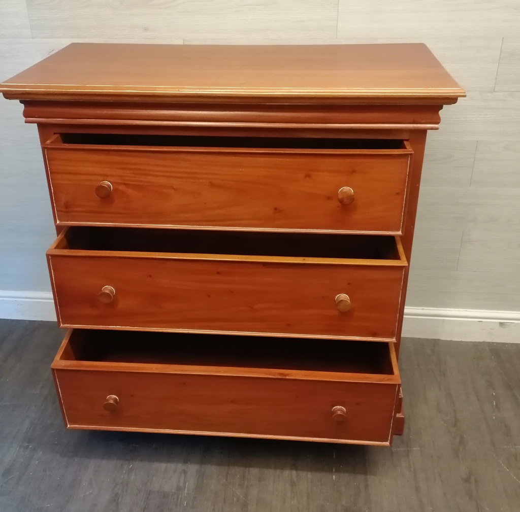 Quality three drawer chest