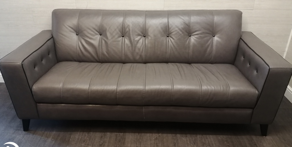 GREAT BUTTON BACK GREY SEATER LEATHER SOFA
