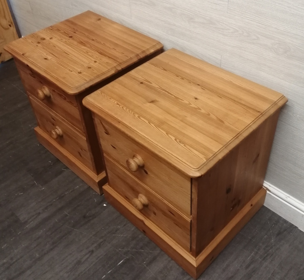 Pair of quality pine bedsides chests