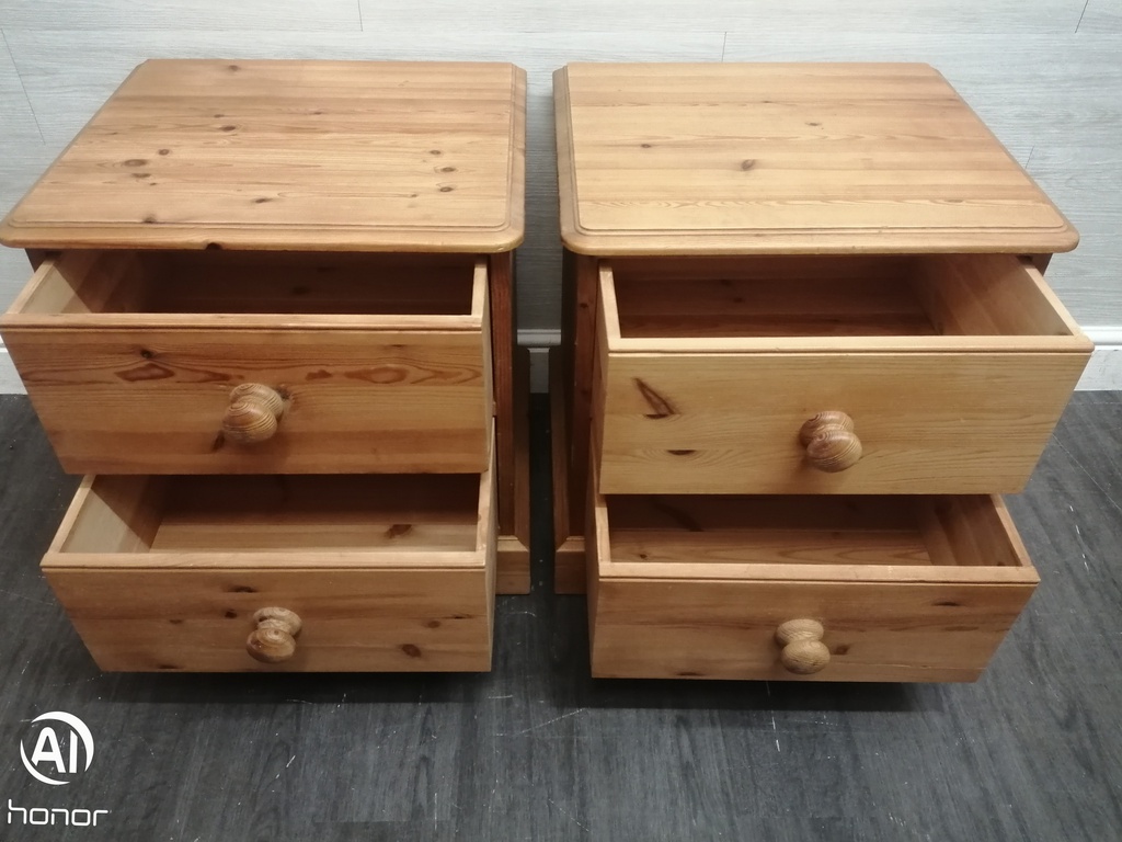 Pair of quality pine bedsides chests