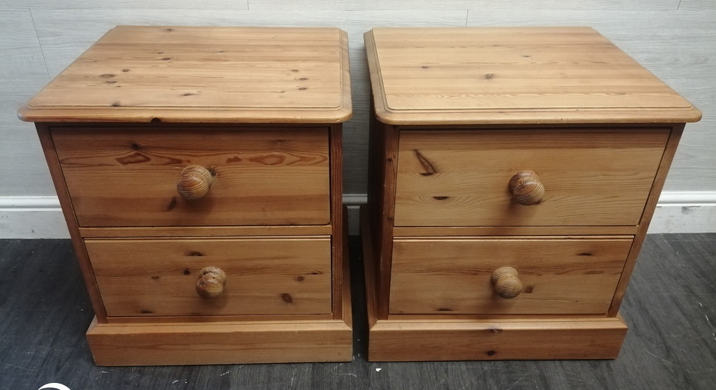 Pair of quality pine bedsides chests