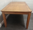 GOOD QUALITY OAK EXTENDING DINING TABLE