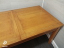 GOOD QUALITY OAK EXTENDING DINING TABLE