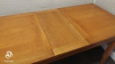 GOOD QUALITY OAK EXTENDING DINING TABLE