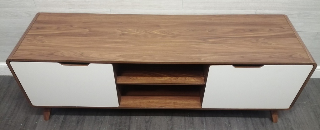 Modern tv bench from habitat