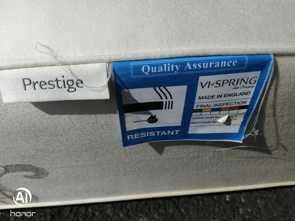 4ft Vi-Spring ‘Herald Supreme’ Mattress &amp; Divan Set