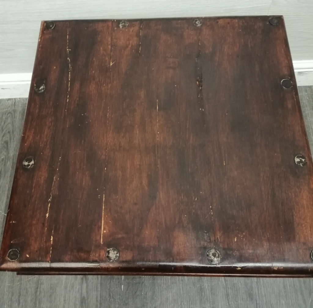 SHEESHAM COFFEE / side TABLE
