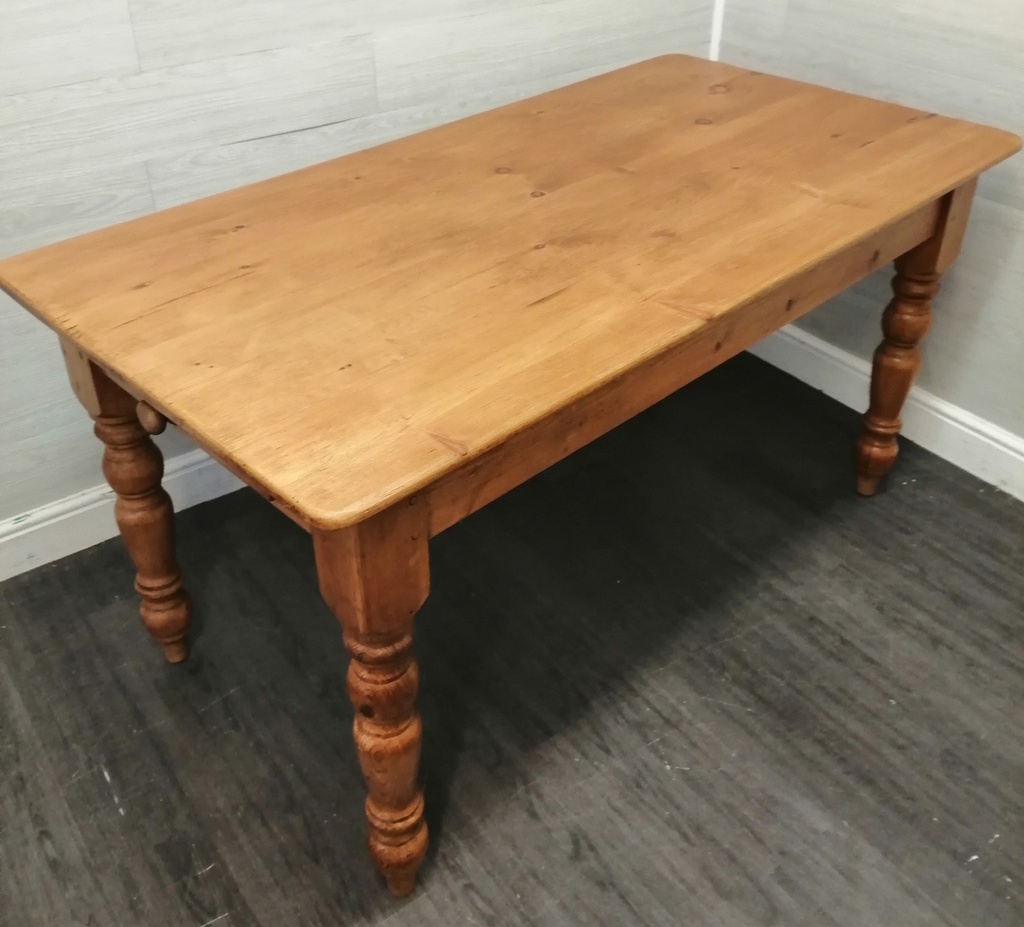 5ft SOLID PINE DINING TABLE WITH DRAWER