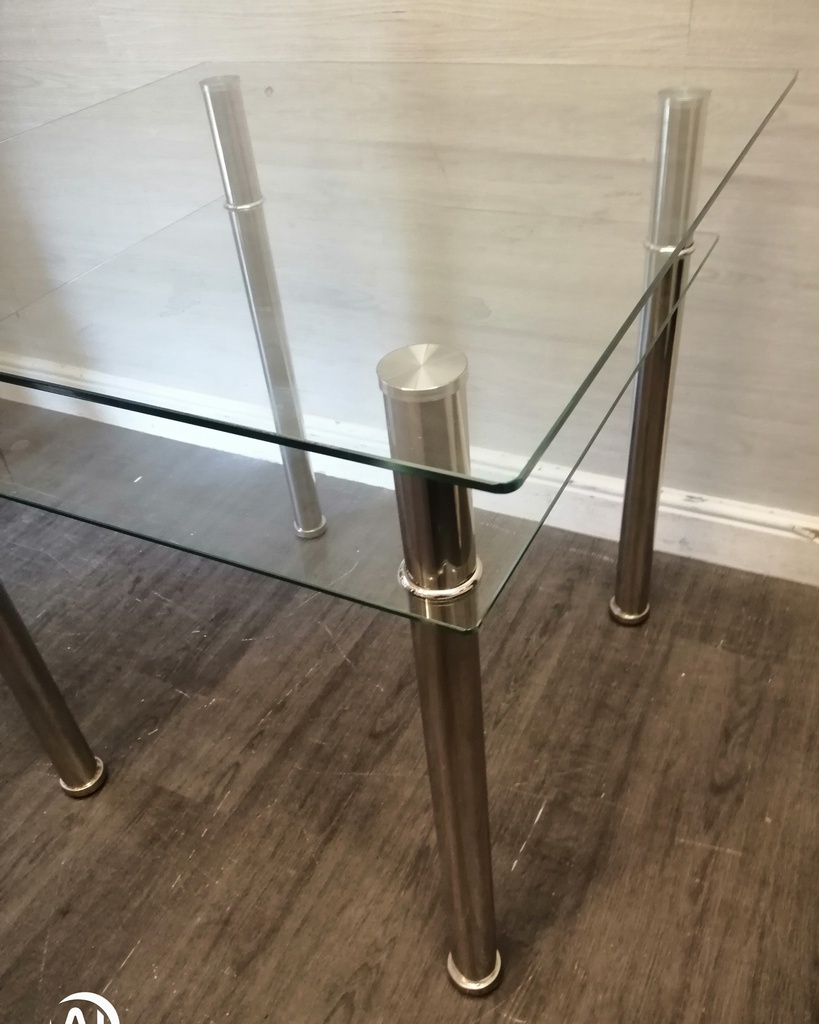 Modern neat glass dining table