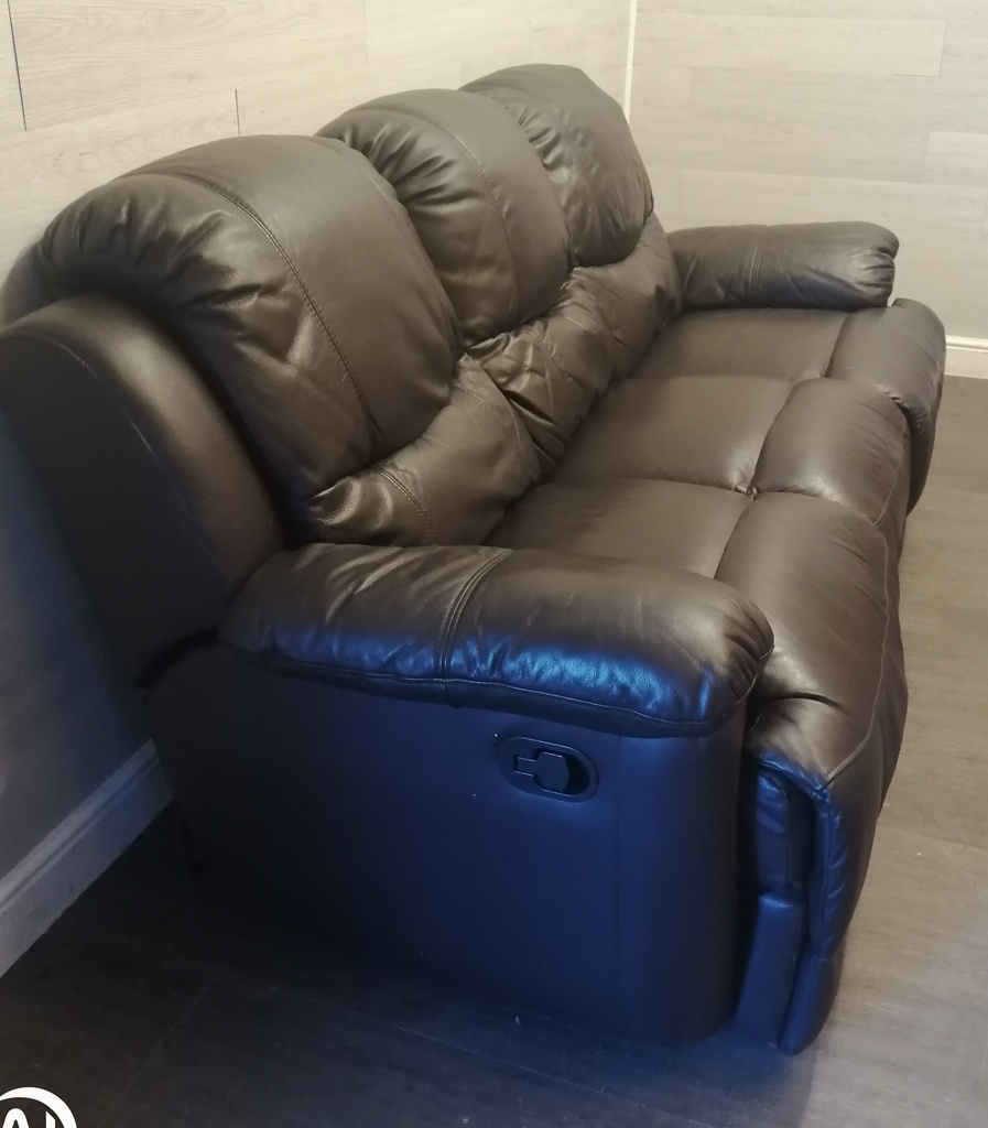 BROWN LEATHER THREE SEATER RECLINER SOFA