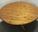 4ft 2&quot; round pine dining table