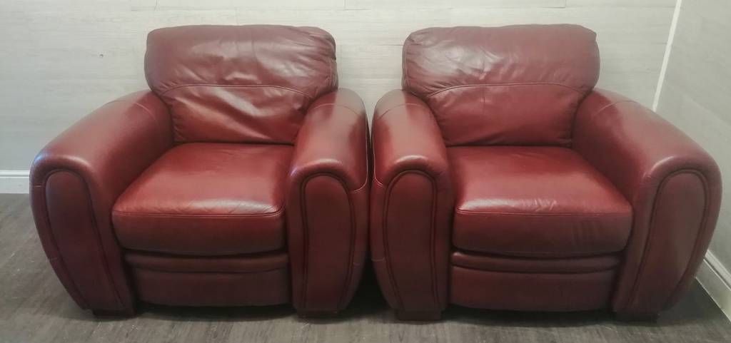 Deep red leather three peice suite