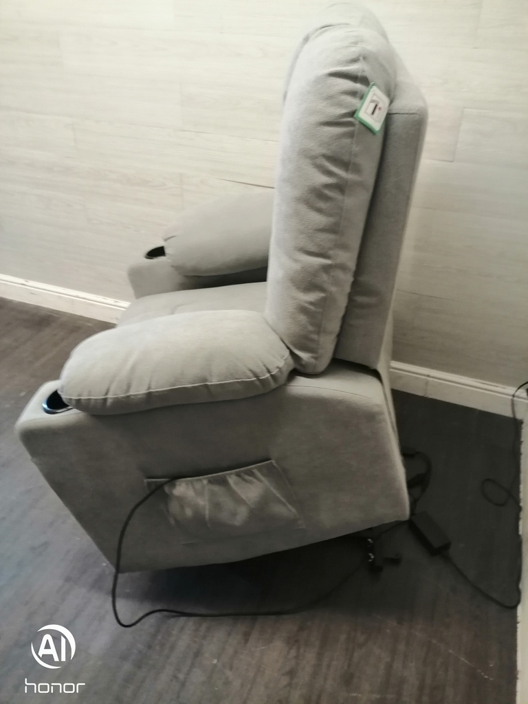RISE AND RECLINE ARMCHAIR