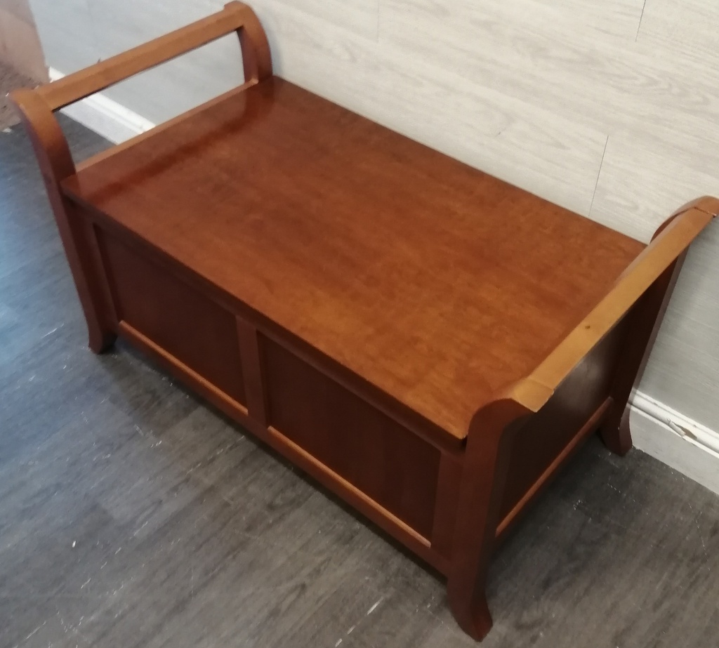 Lovely Bench Seat With Storage