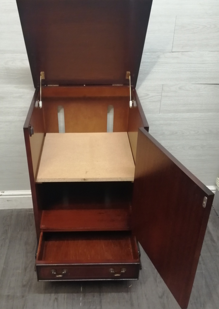 Repro Mahogany Hi-Fi Unit