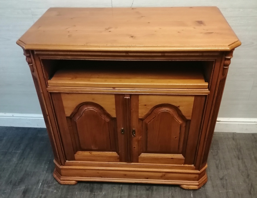 Quality  pine swivel top tv stand