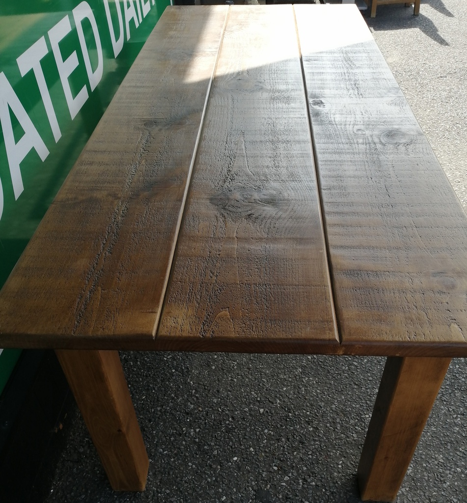 7ft QUALITY RUSTIC SOLID PINE PLANK TOP DINING TABLE