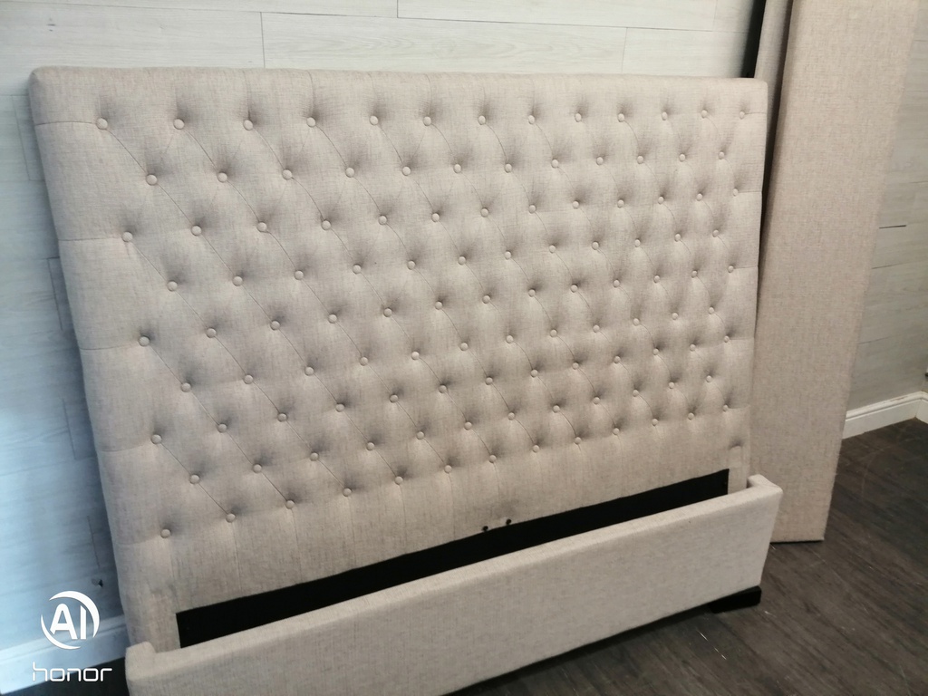 LOVELY 5ft BEIGE TONED BUTTON BACK Bed Frame