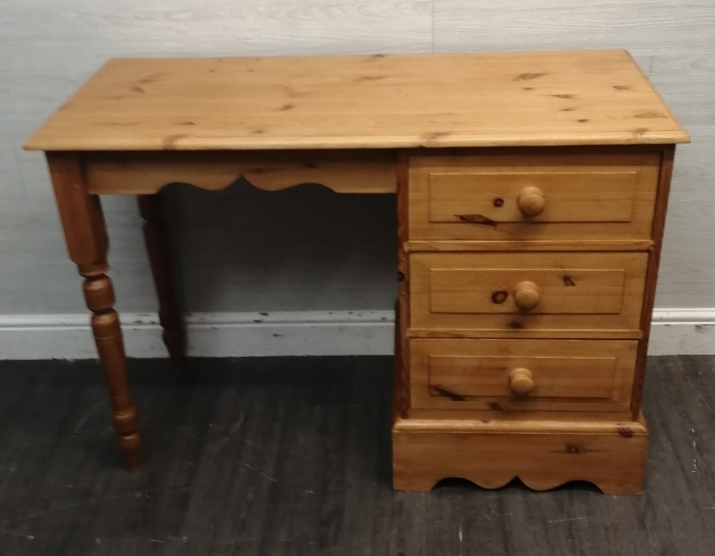 SOLID PINE THREE DRAWER DESK / DRESSING TABLE