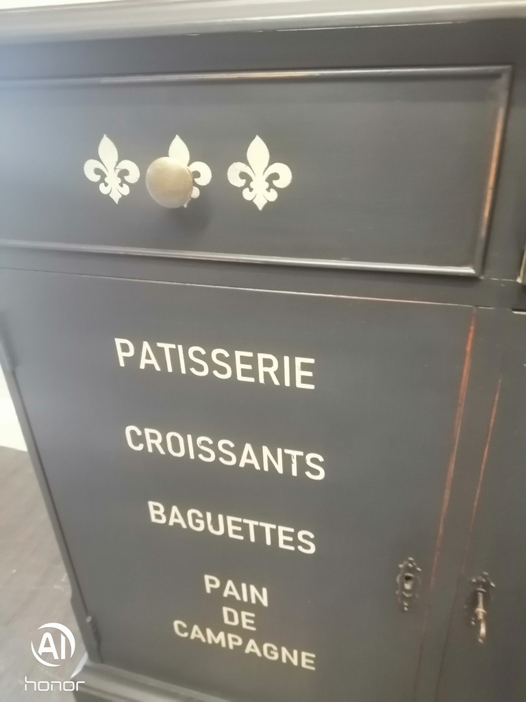 Lovely painted sideboard