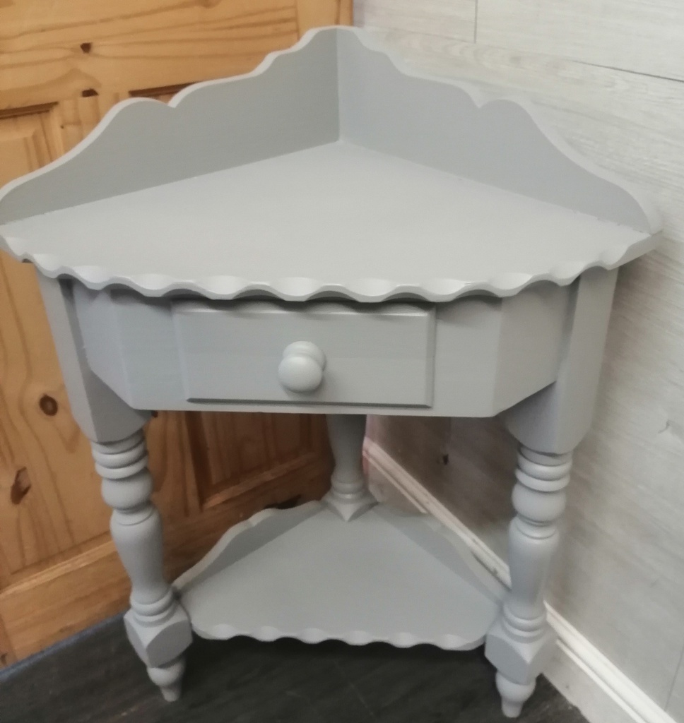 LOVELY PAINTED GREY CORNER TABLE