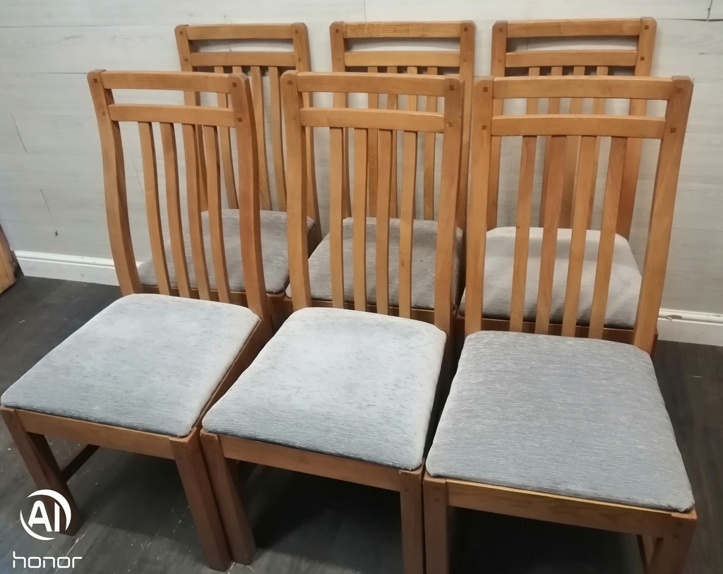 Quality set of six oak chairs