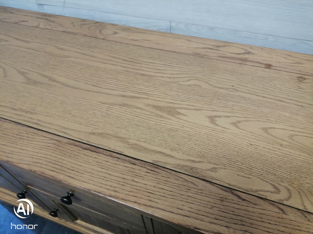 QUALITY TRIPLE OAK SIDEBOARD